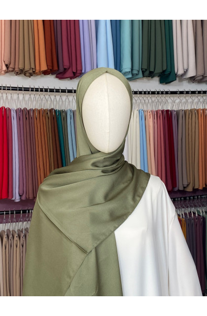 Hijab satiné premium vert olive