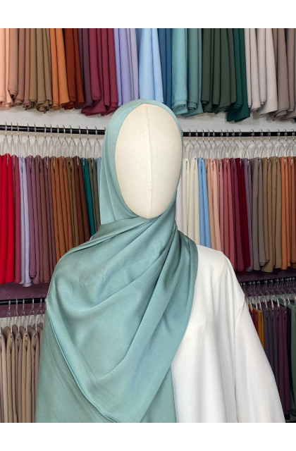 Hijab satiné premium vert sauge clair